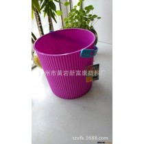 供应各种垃圾桶模具  以及产品